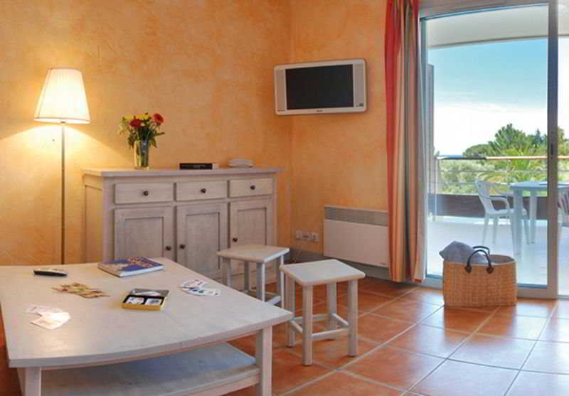 Appart'Hotel Victoria Garden La Ciotat Room photo